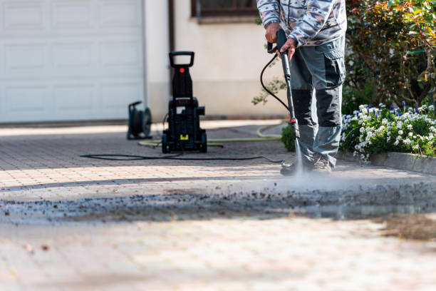 Why Choose Our Certified Pressure Washing Experts for Your Project Needs in Corunna, MI?