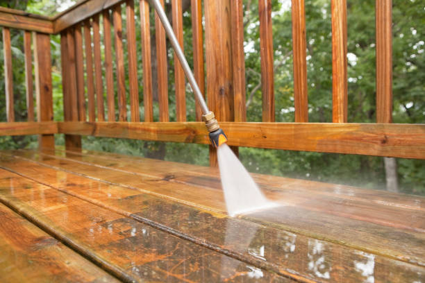 Why Choose Our Certified Pressure Washing Experts for Your Project Needs in Corunna, MI?